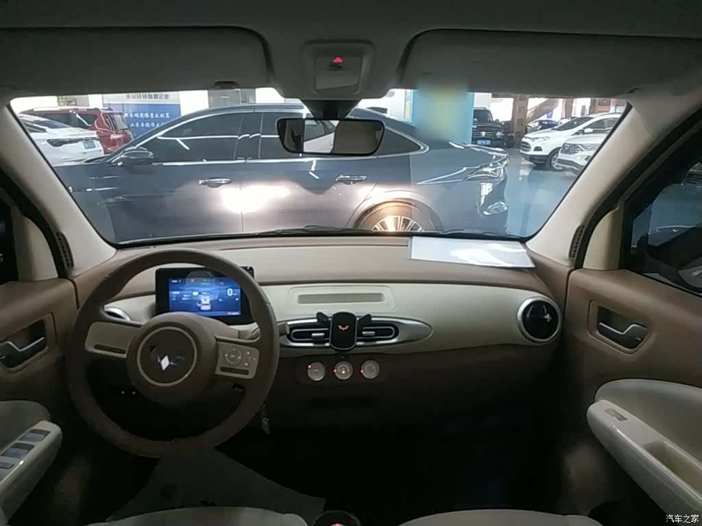Wuling MINIEV, 2025 10