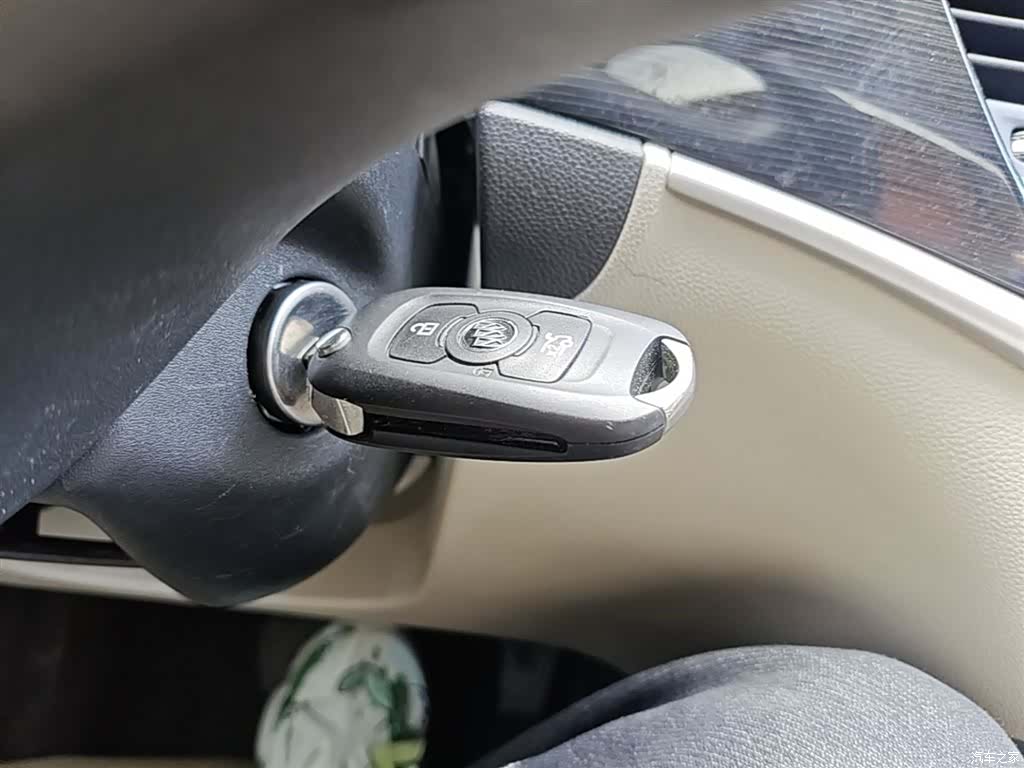 Buick Verano, 2017 9