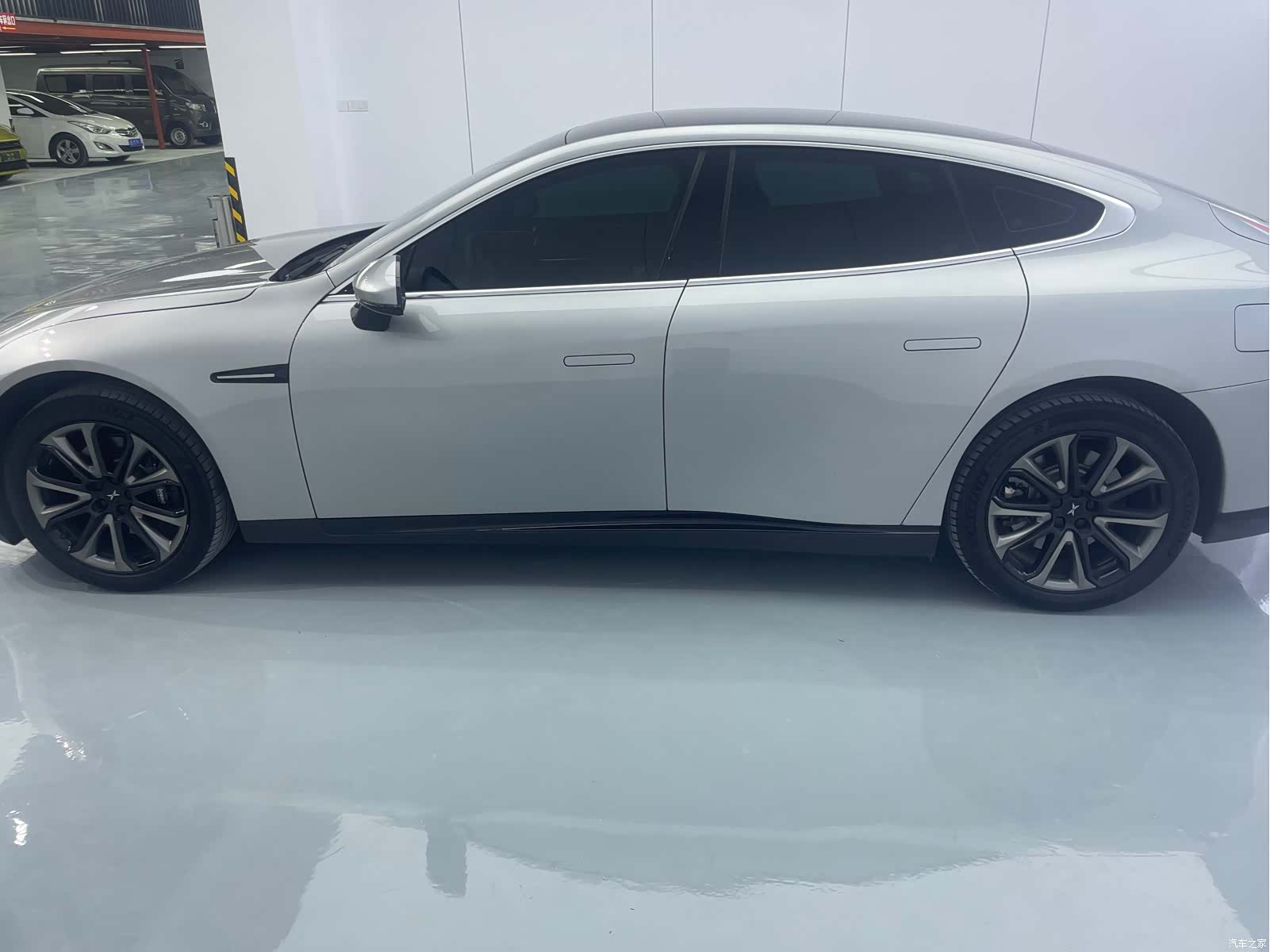 Xpeng P7, 2022 12