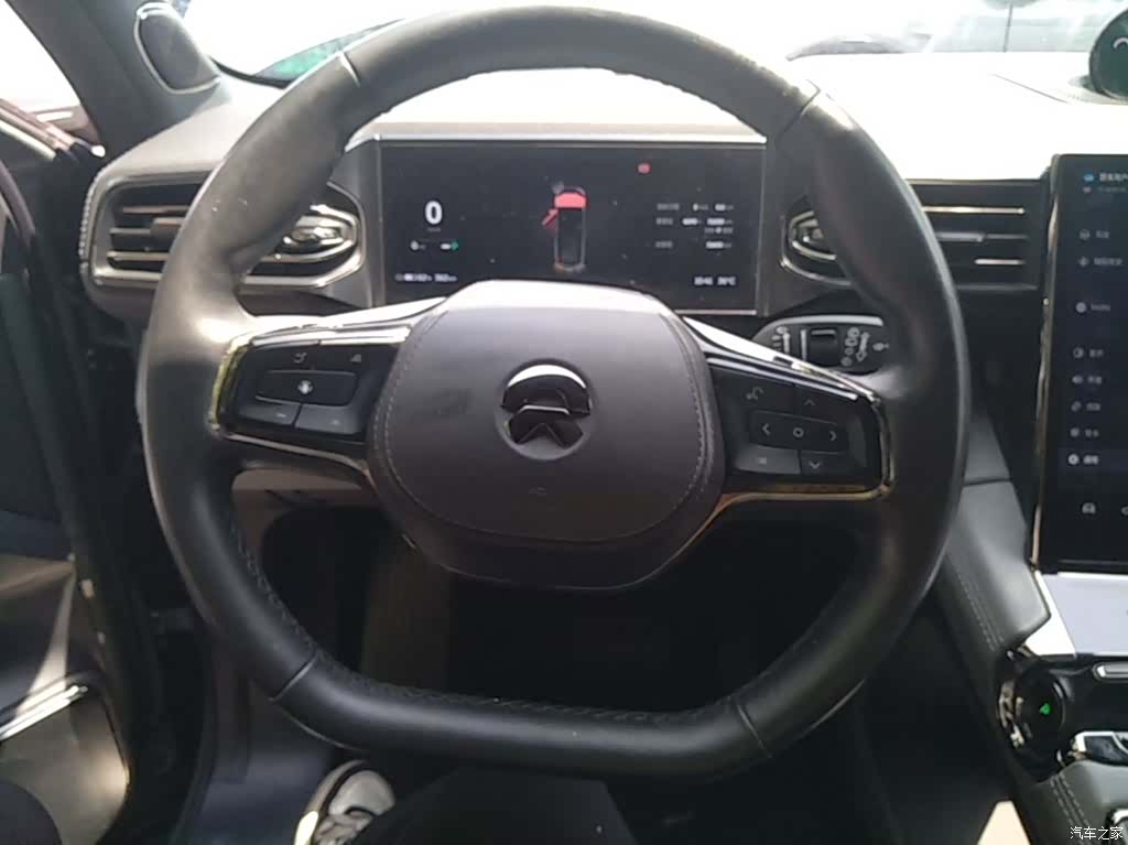 NIO ES8, 2022 11