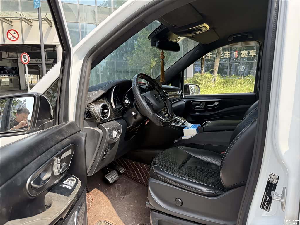 Mercedes-Benz V-Class, 2019 7