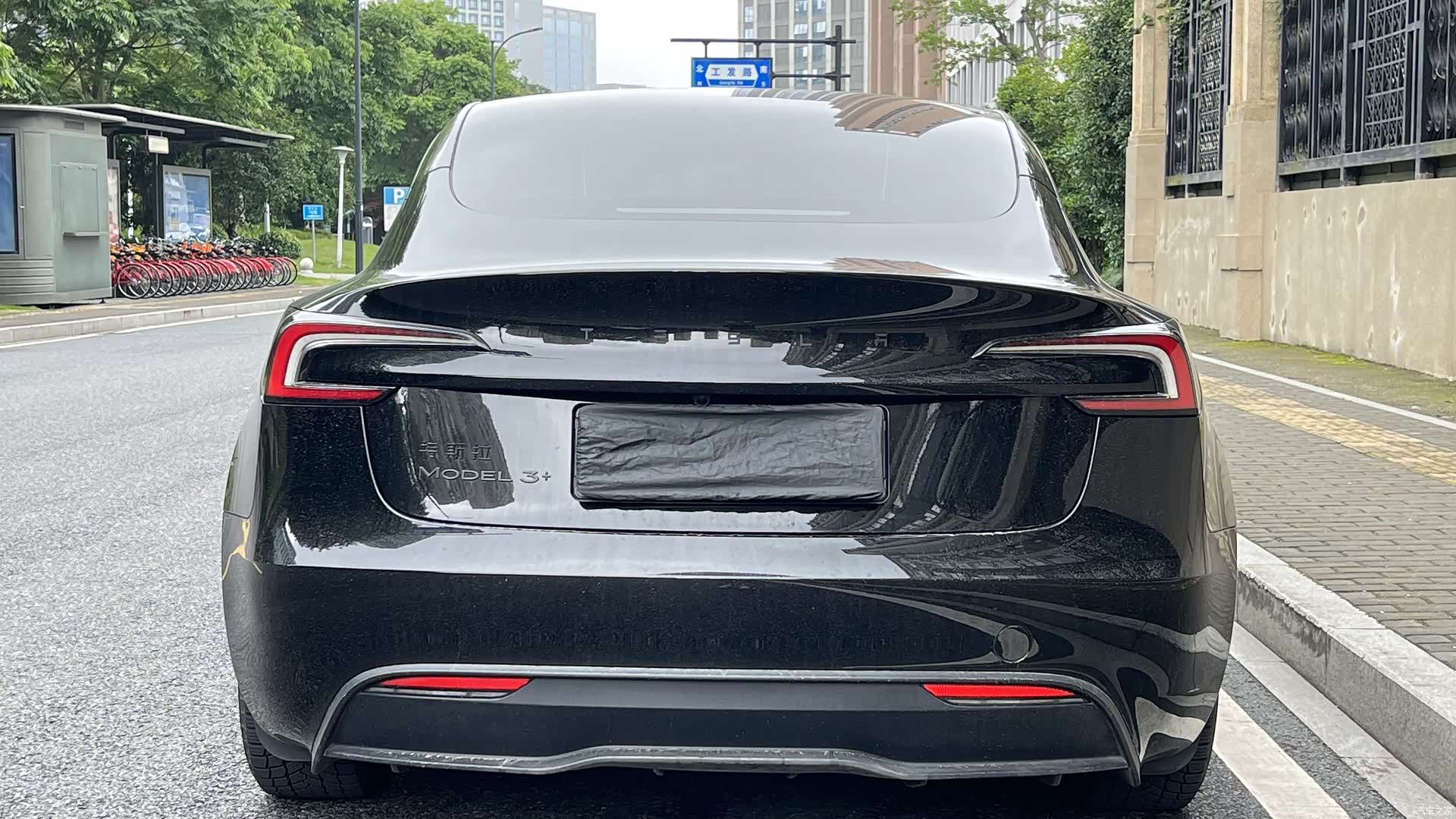 Tesla Model 3, 2026 все фото