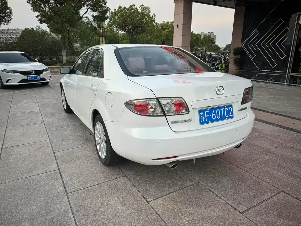 Mazda 6