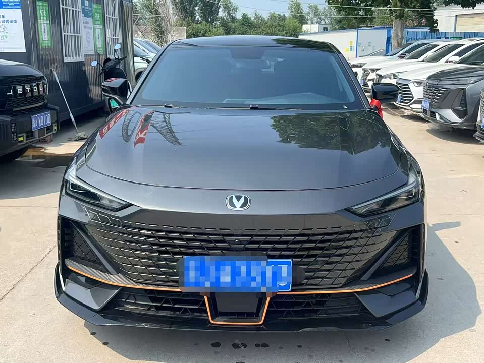 Changan UNI-V Changan UNI-V