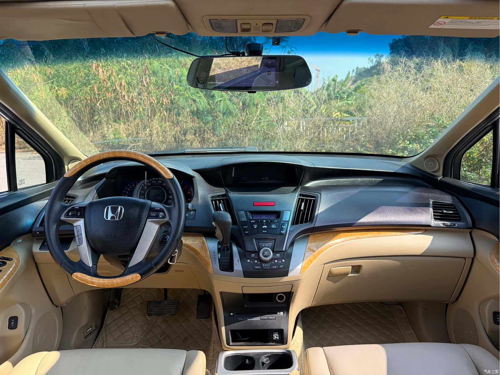 Honda Odyssey, 2012 14