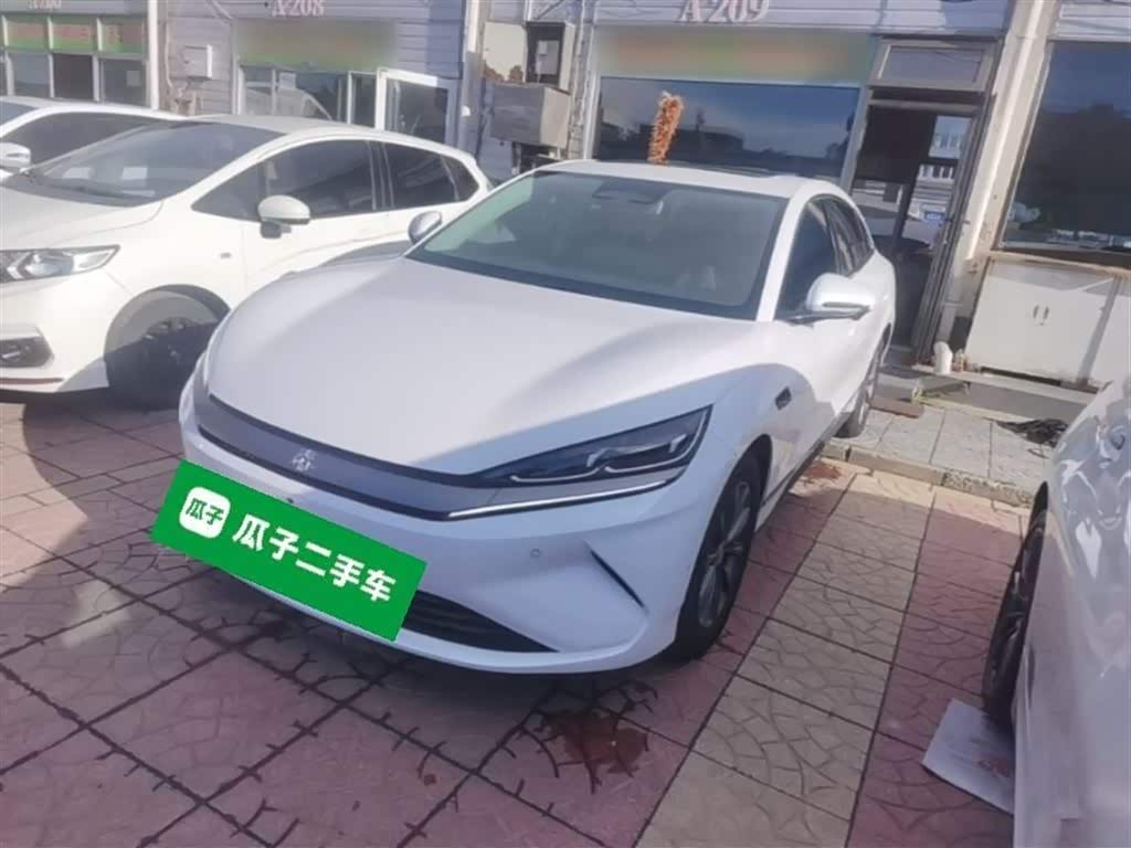 BYD Qin L