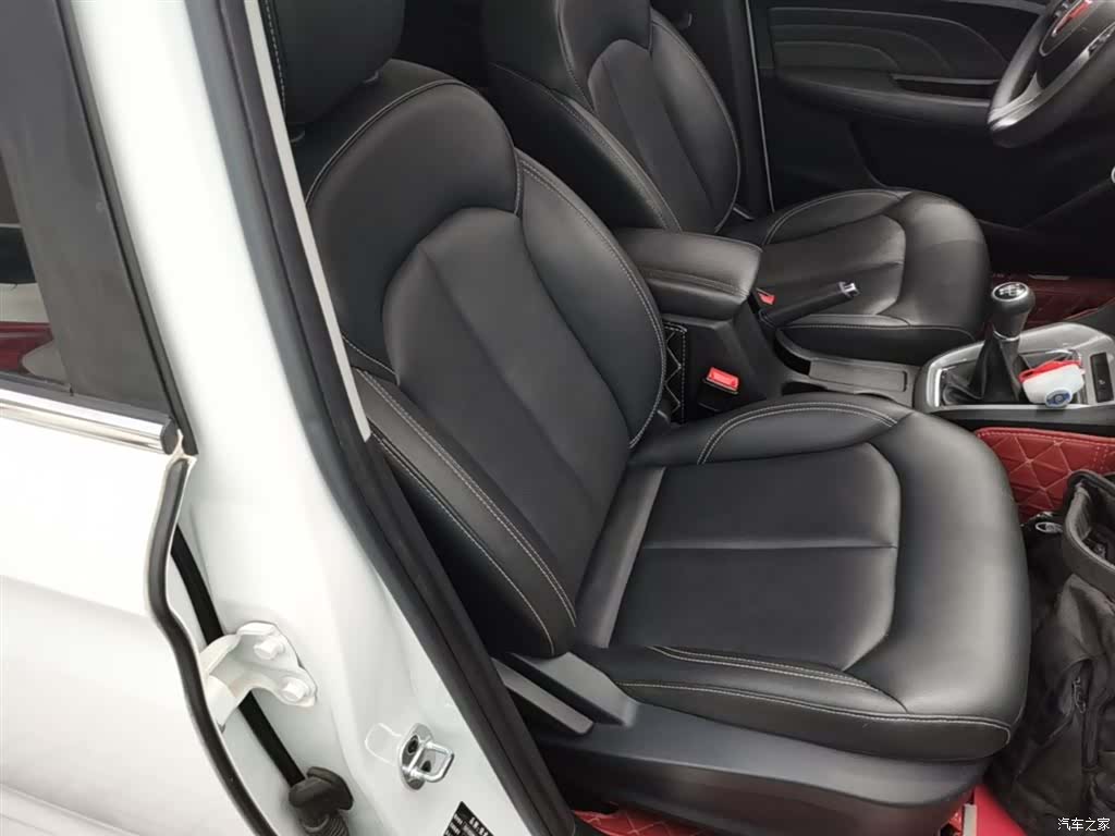Roewe RX3, 2019 25