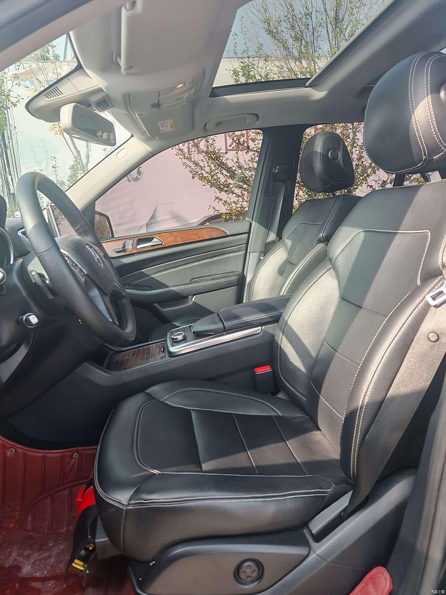 Mercedes-Benz M-Class, 2014 4