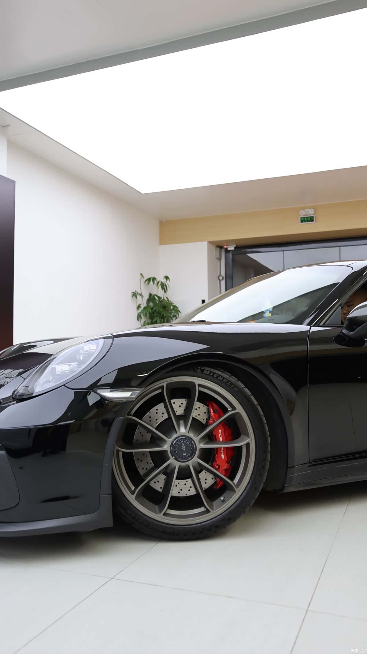 Porsche 911, 2019 26
