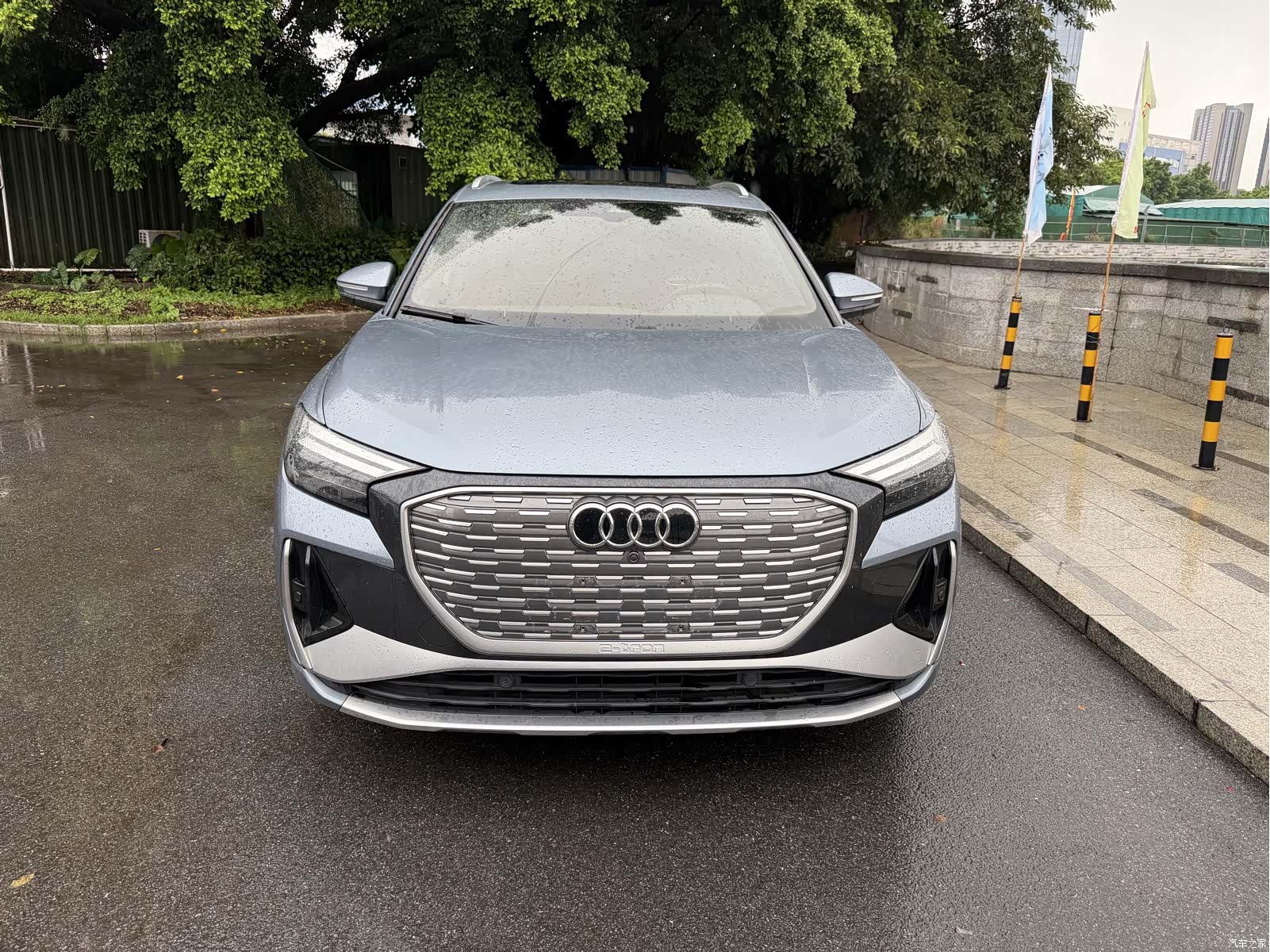Audi Q4 e-tron, 2022 2