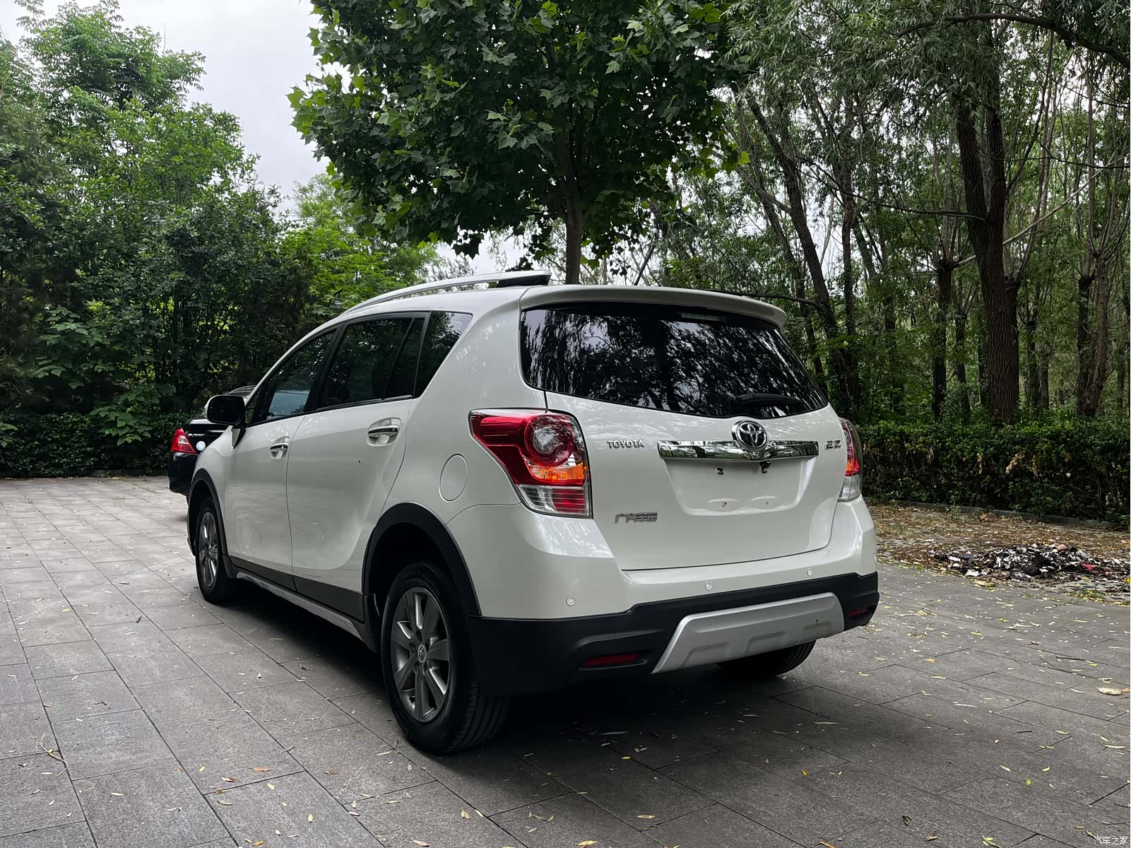 Toyota 180E, 2016 все фото