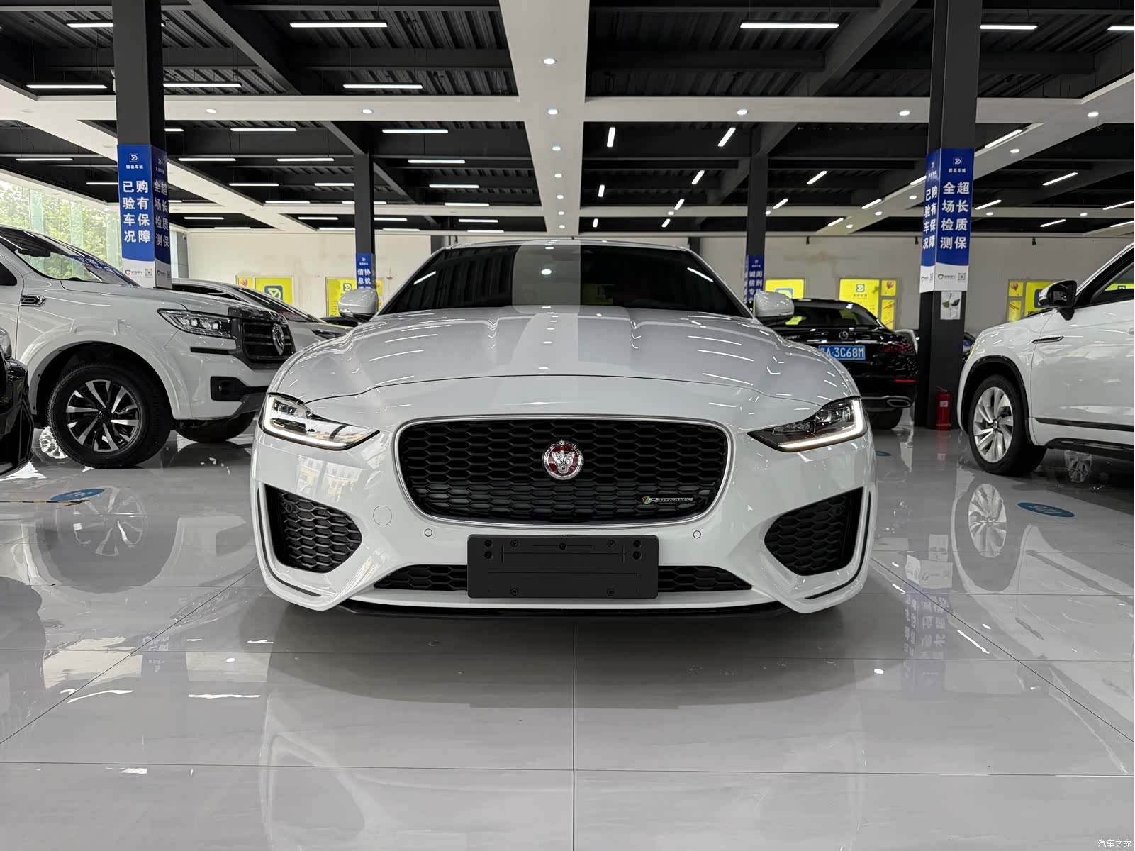 Land Rover XEL, 2023 2