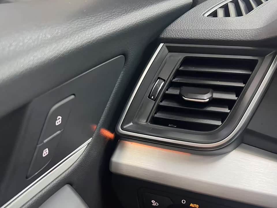 Audi Q5L Audi Q5L