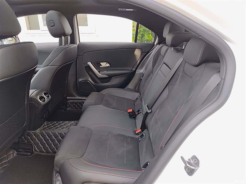 Mercedes-Benz A-Class, 2024 8