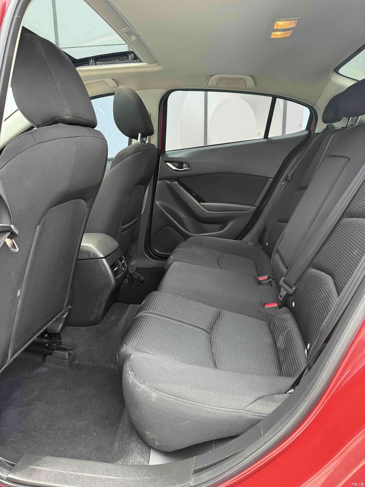 Mazda Mazda3, 2018 6
