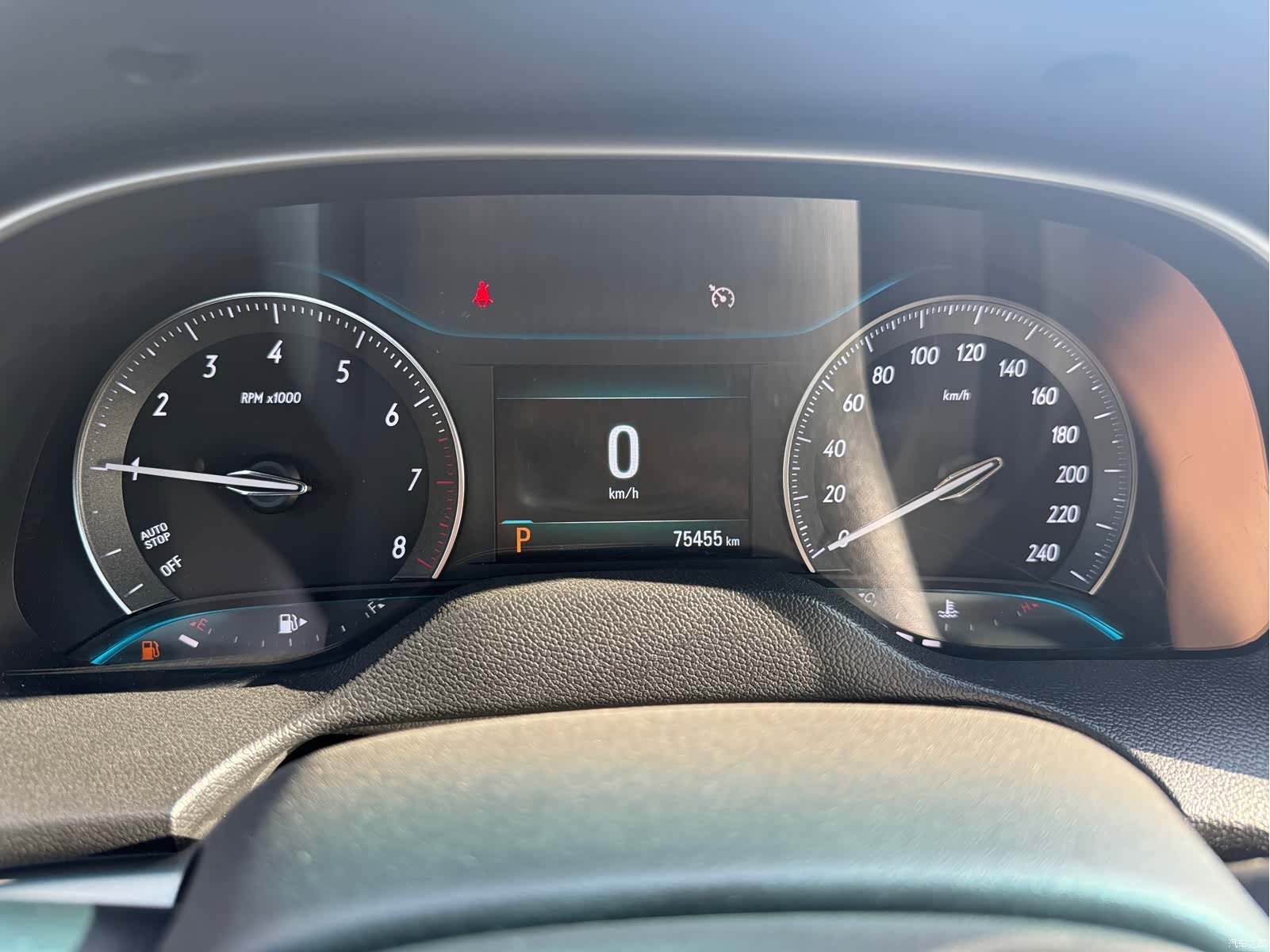 Buick V, 2018 12