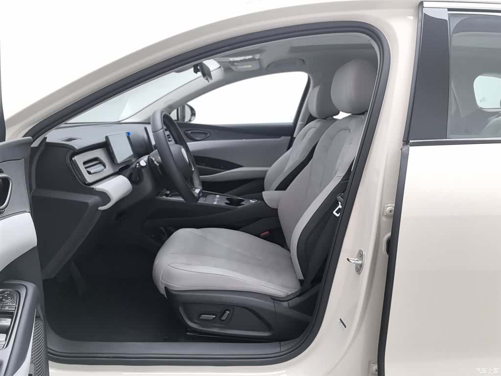 BYD Seal, 2025 10