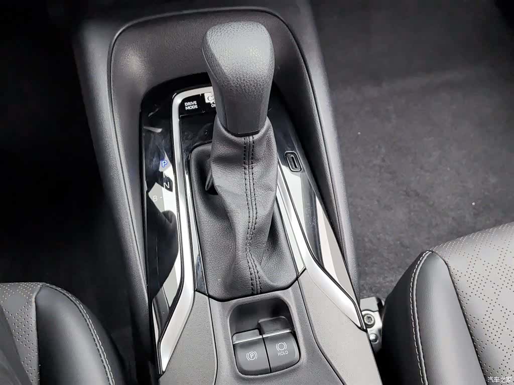 Toyota Corolla, 2025 13