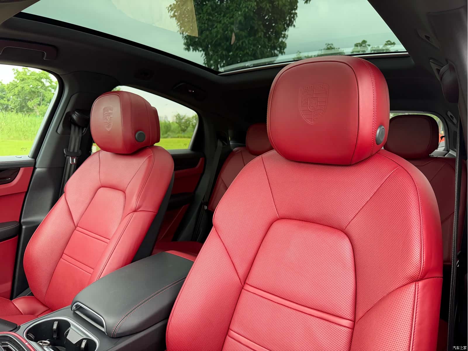Porsche Cayenne, 2022 14