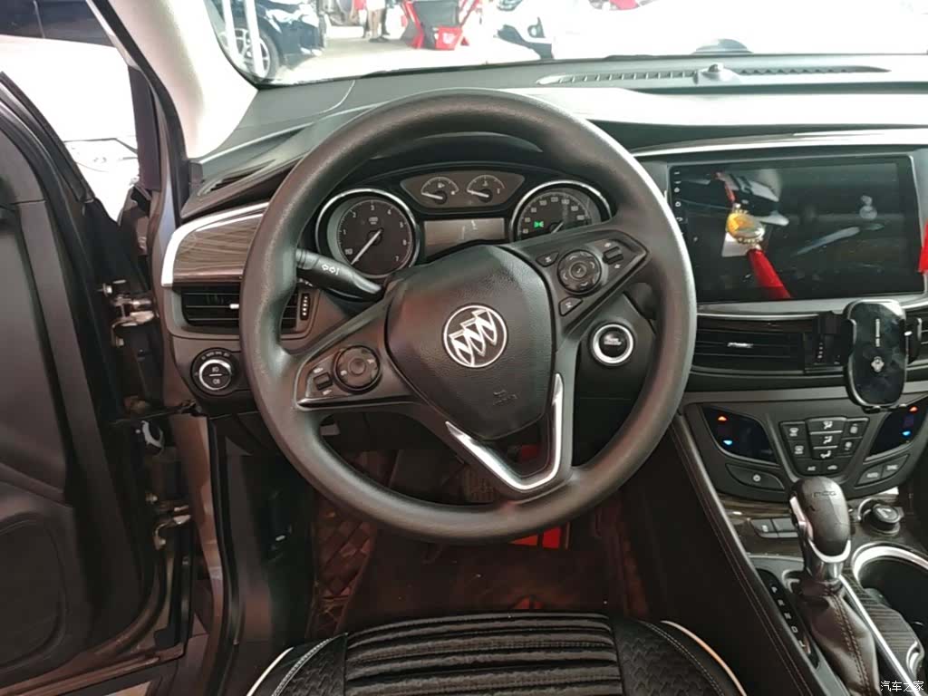 Buick Envision Plus, 2018 11