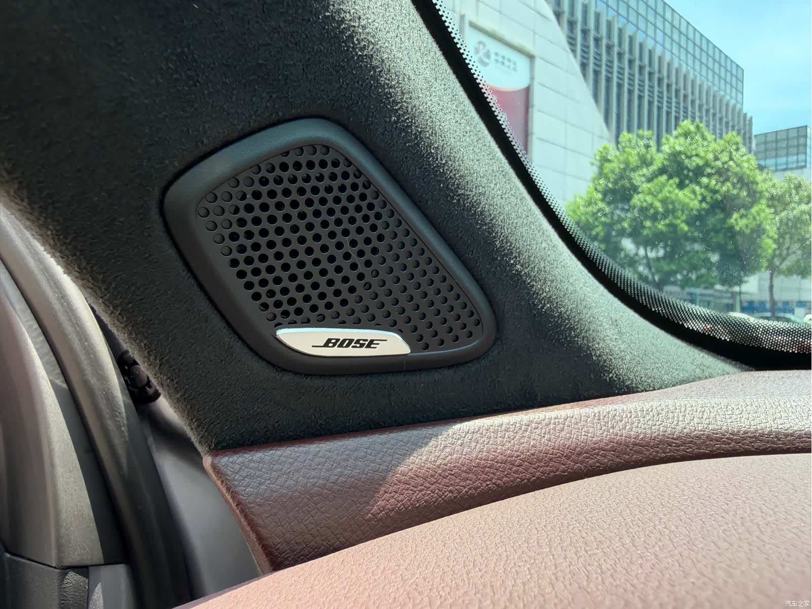 Geely Xingyue L, 2022 7