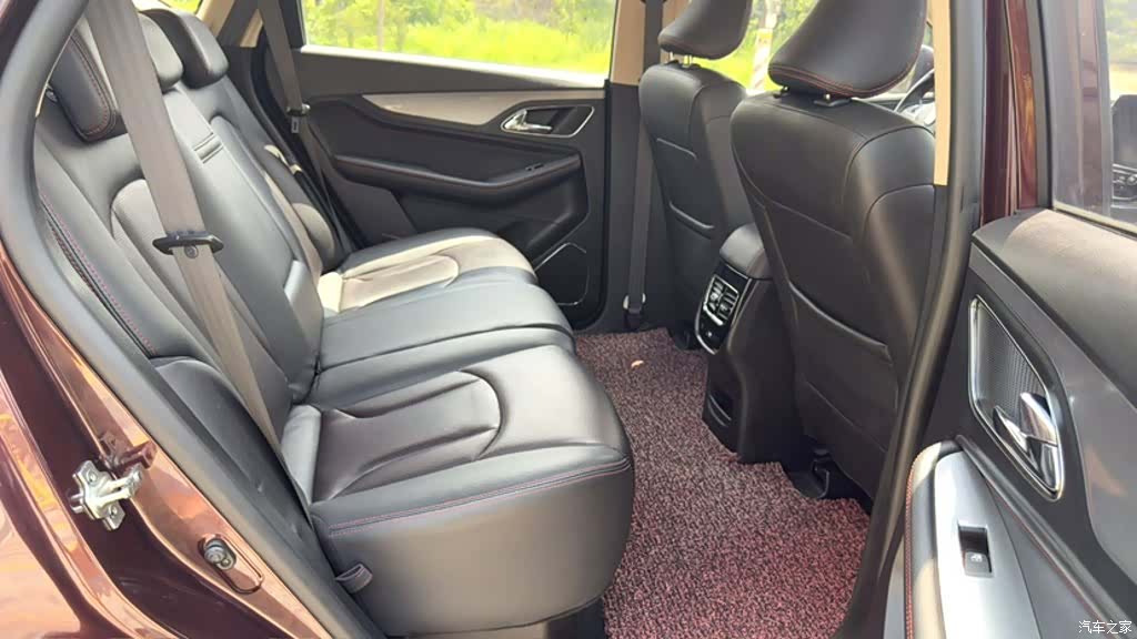 Wuling 560, 2017 10