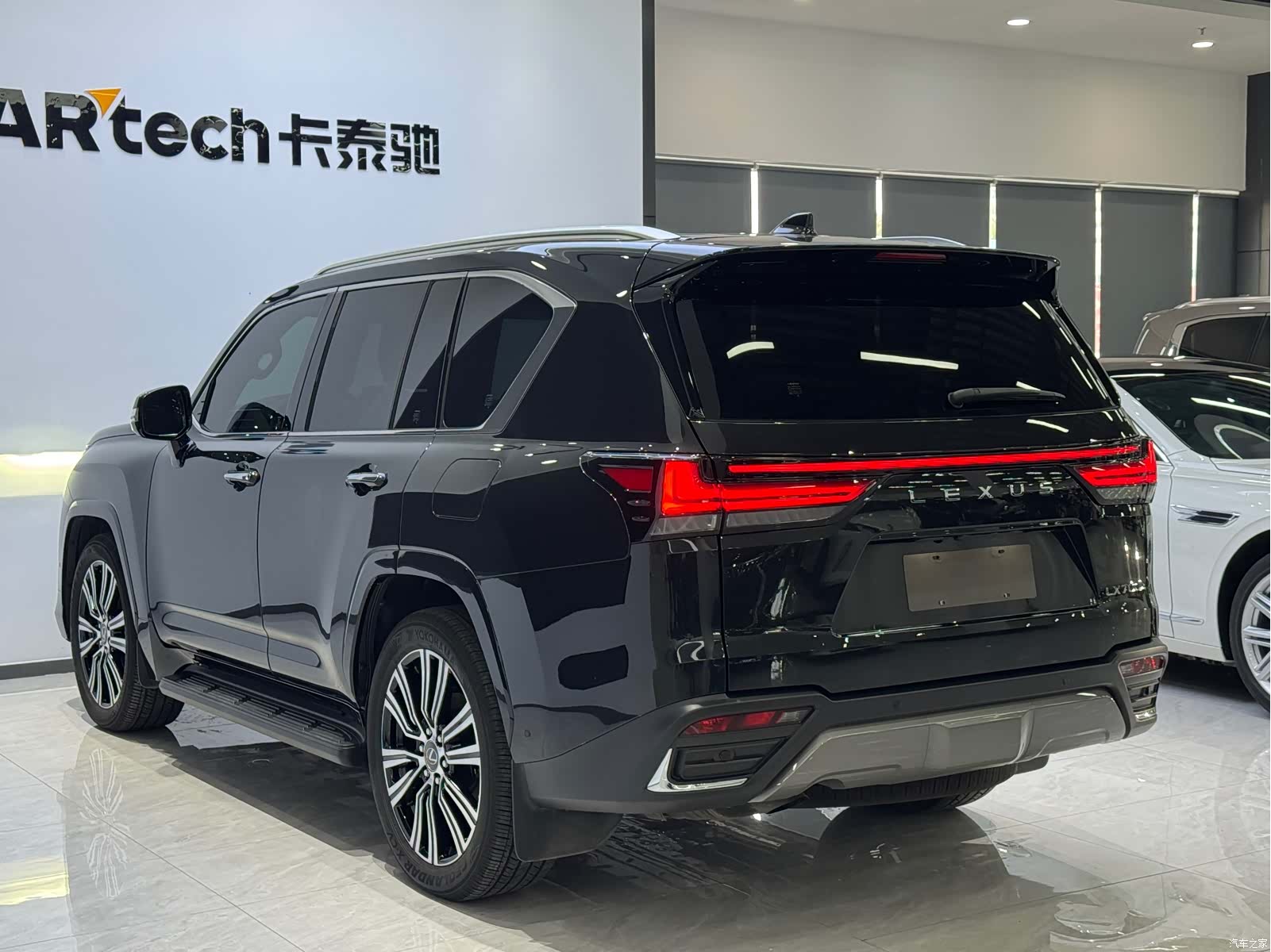 Lexus LX, 2025 6
