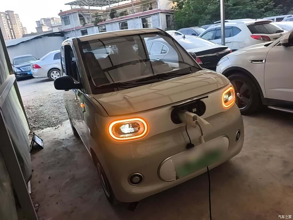 Wuling MINIEV, 2025 4