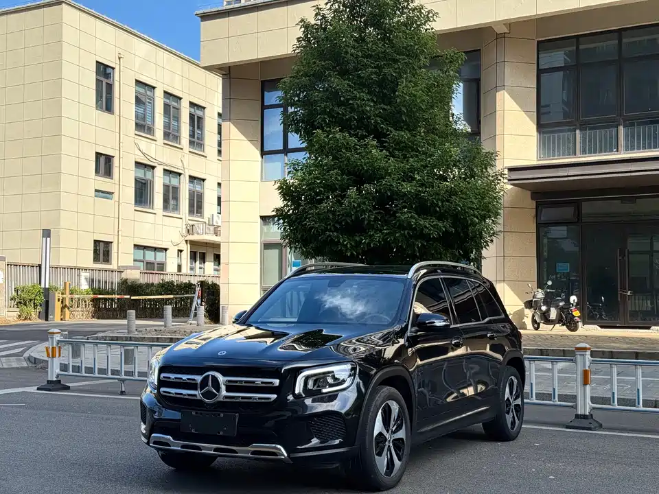 Mercedes-Benz GLB