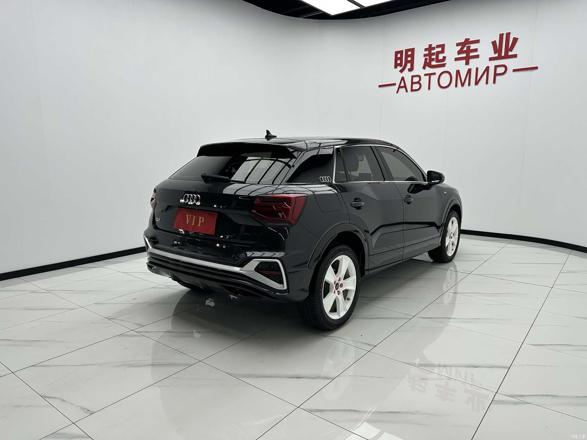Audi Q2L, 2022 9