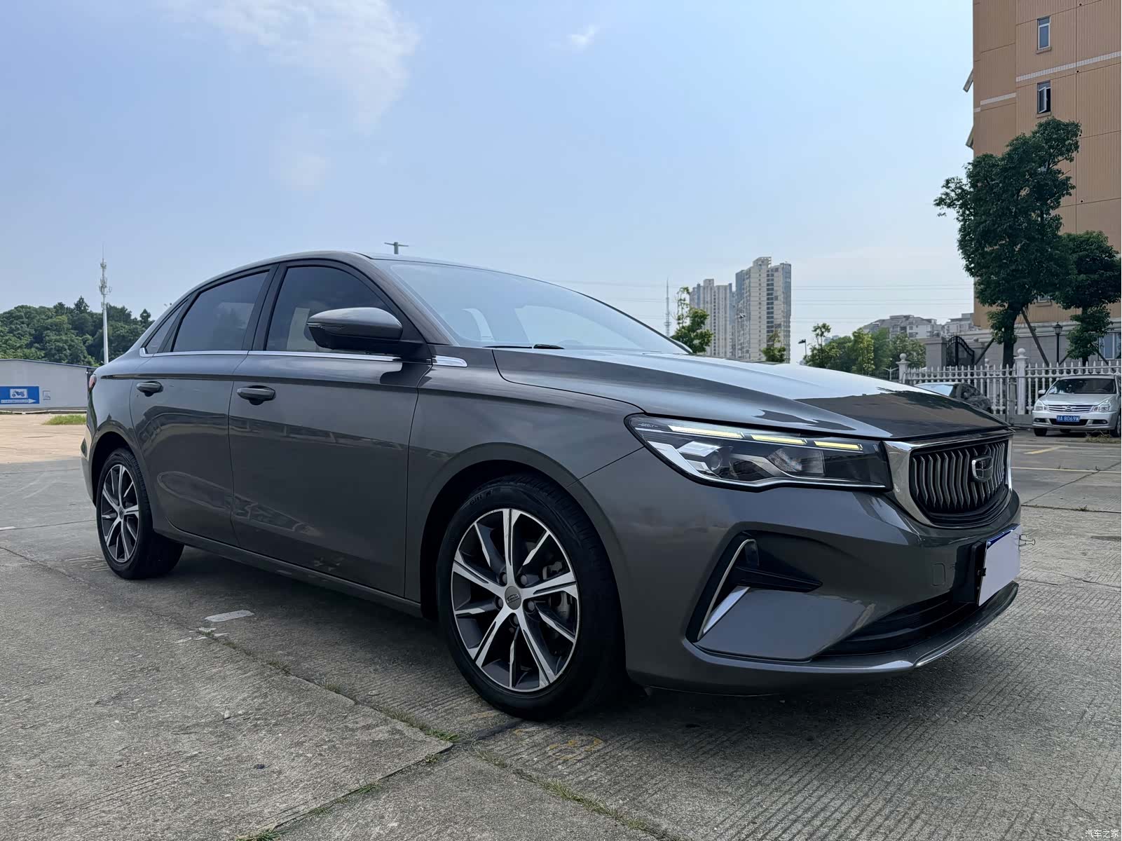 Geely Emgrand, 2021 3