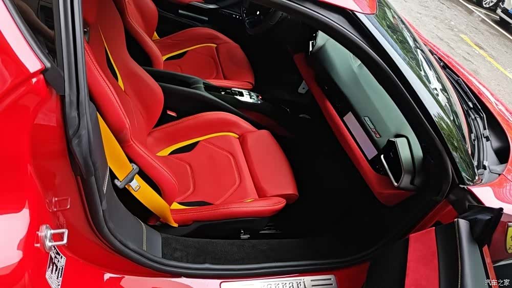 Ferrari 296, 2024 7