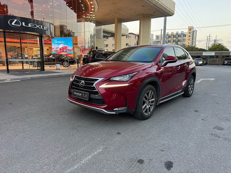 Lexus NX