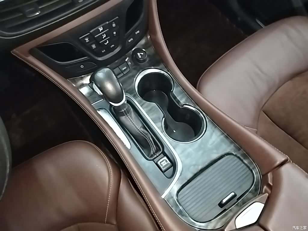 Buick Envision Plus, 2015 13