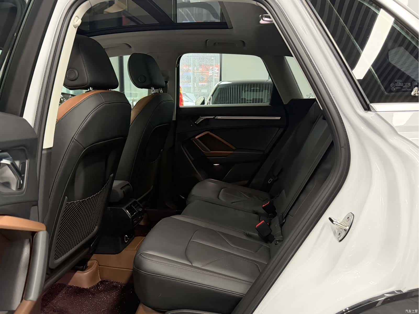 Audi Q3, 2022 6