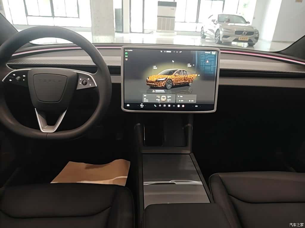 Tesla Model 3, 2024 13