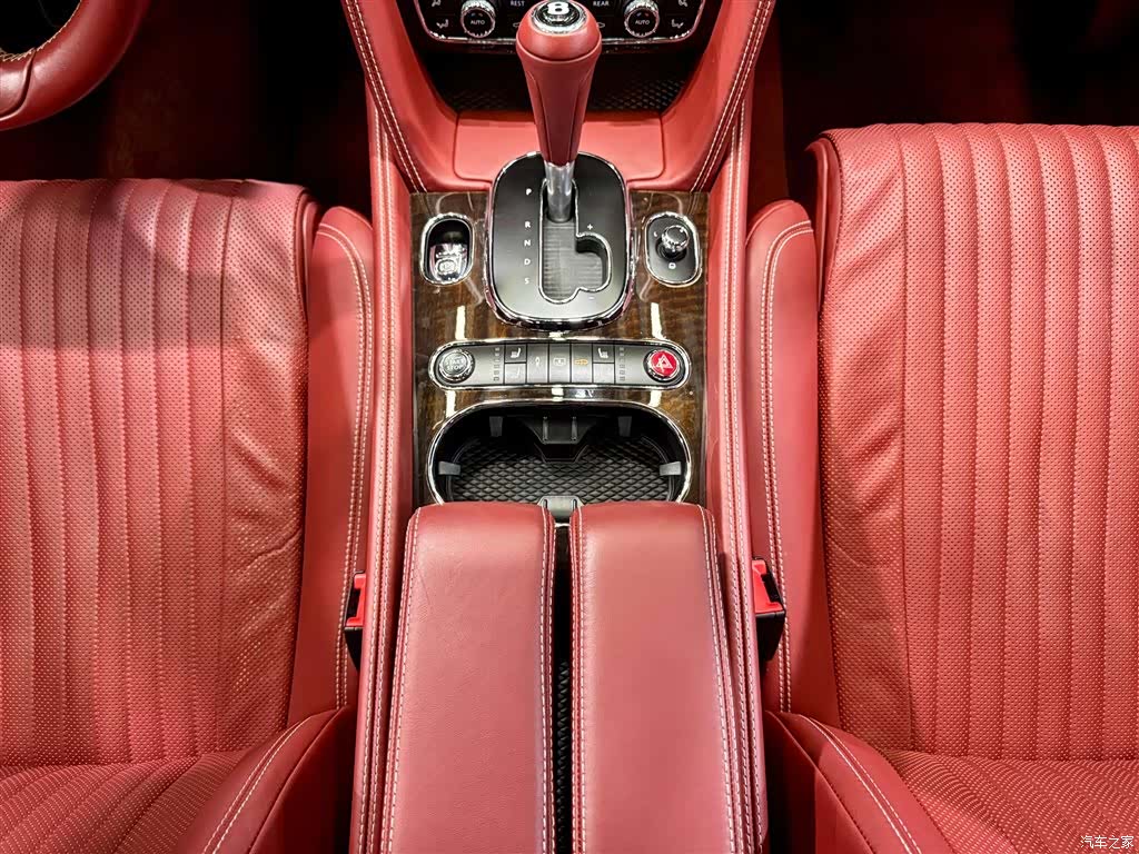 Bentley Flying Spur, 2018 21