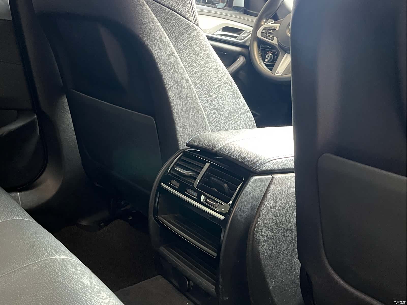 BMW 5 Series, 2018 9