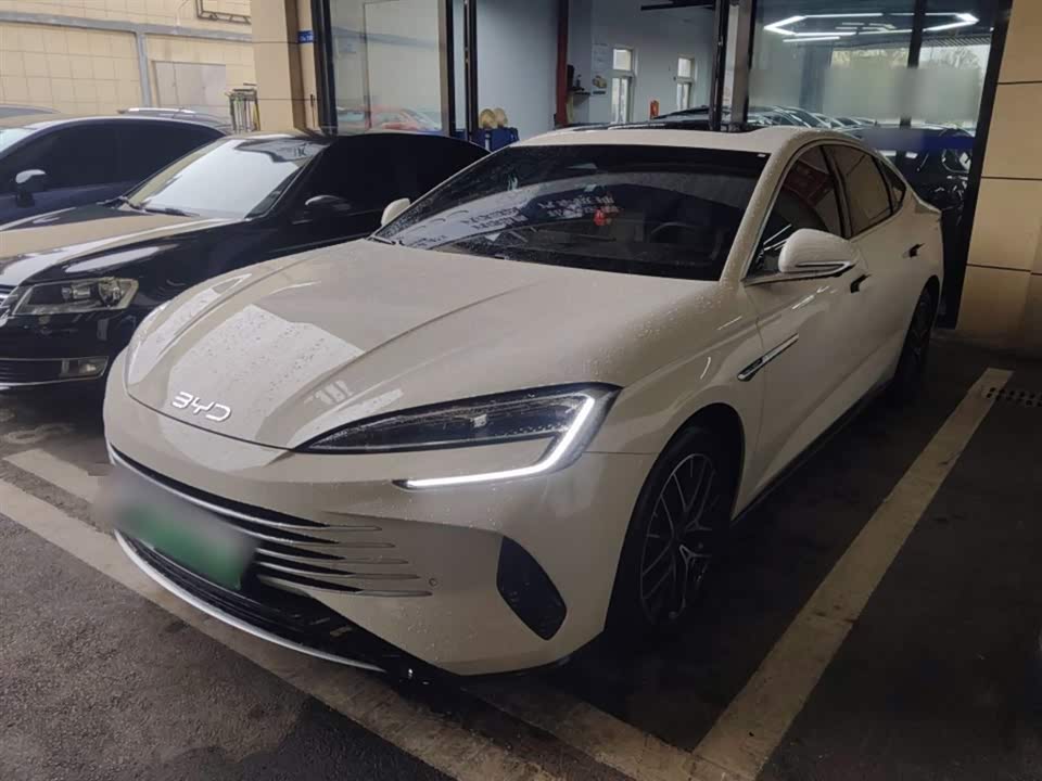 BYD Seal 07 DM-i