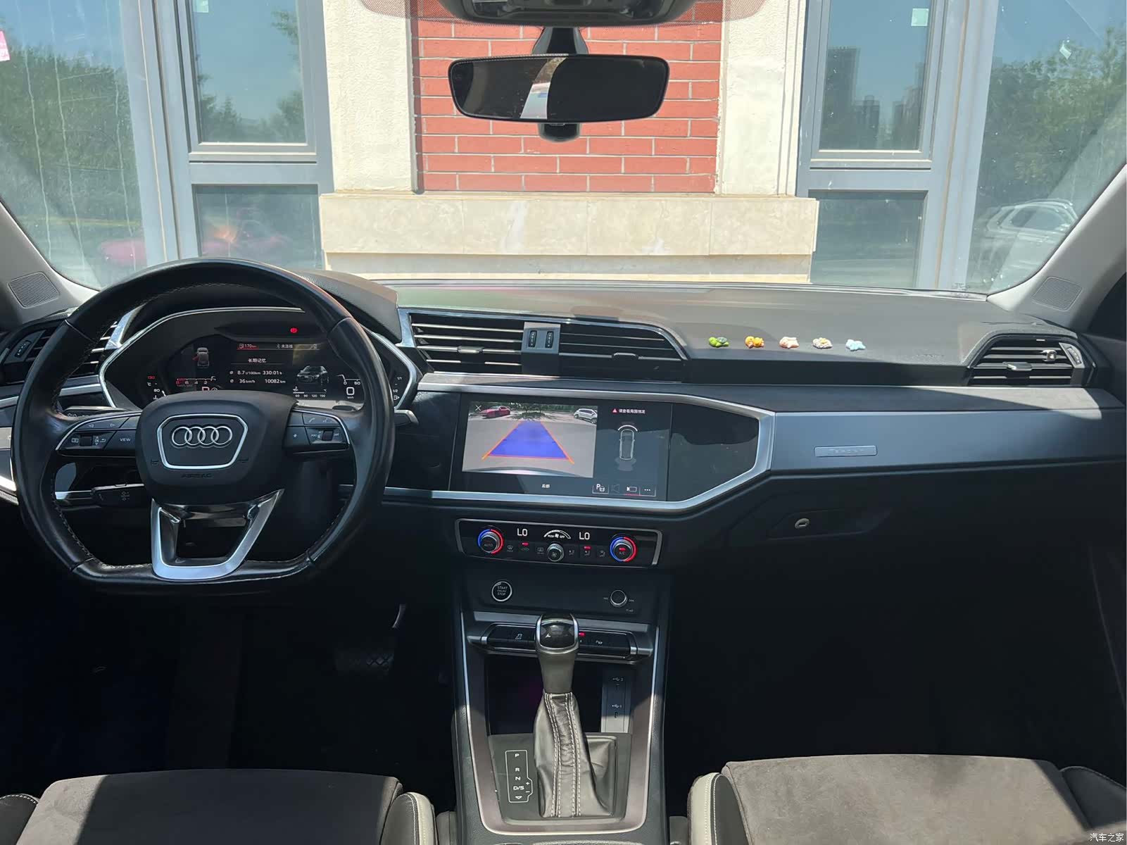 Audi Q3, 2022 все фото