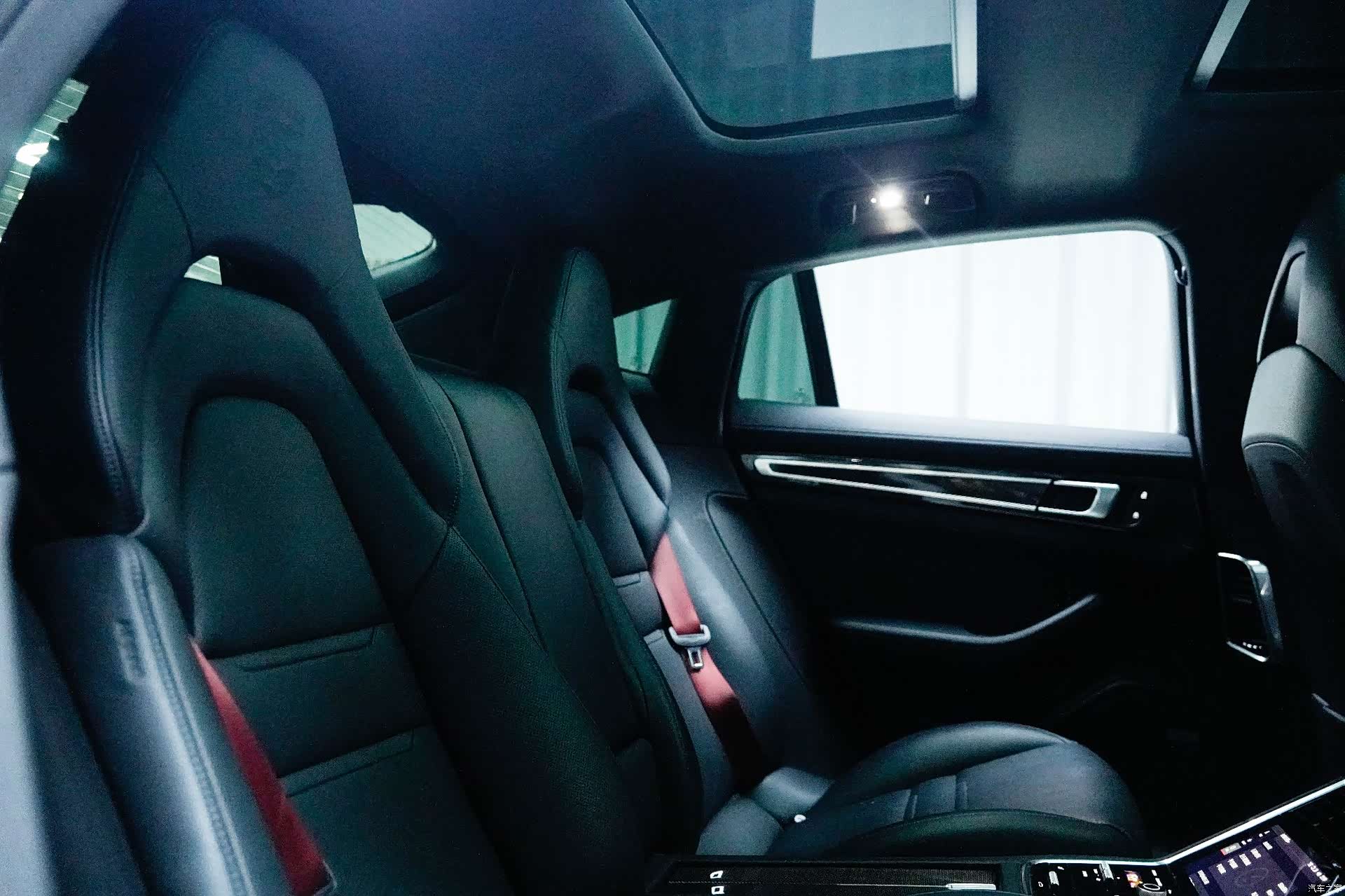 Porsche Panamera, 2022 16