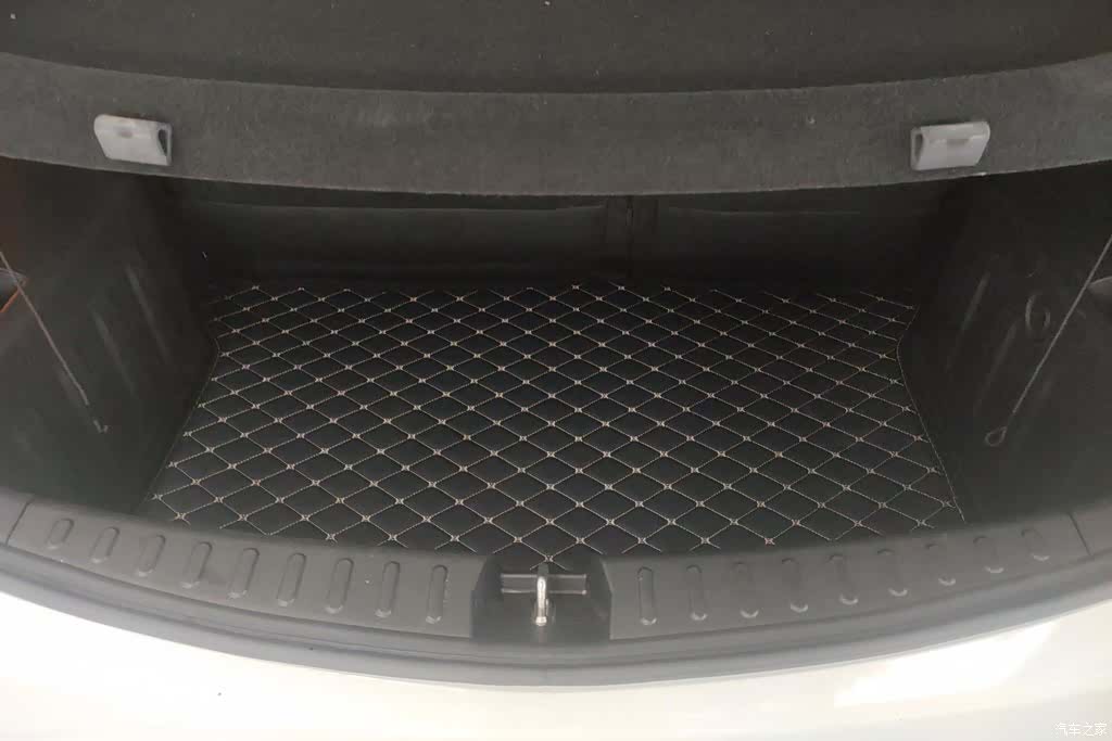 Geely X3, 2021 4