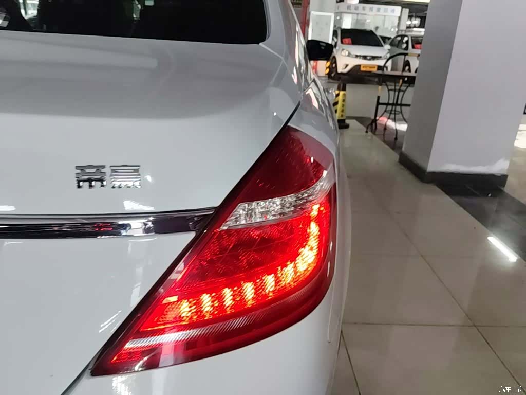 Geely Emgrand, 2016 8