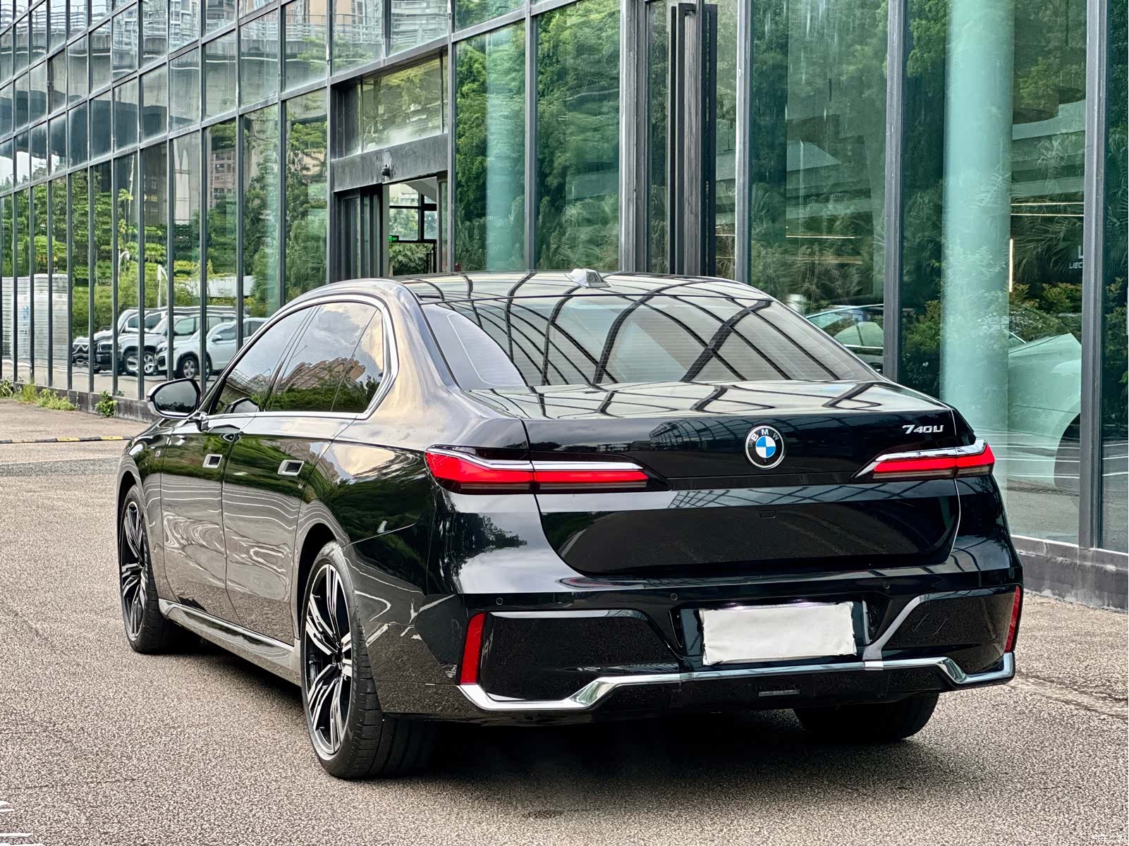 BMW 7 Series, 2023 11