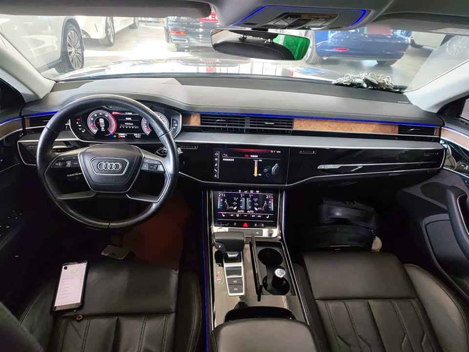 Audi A8