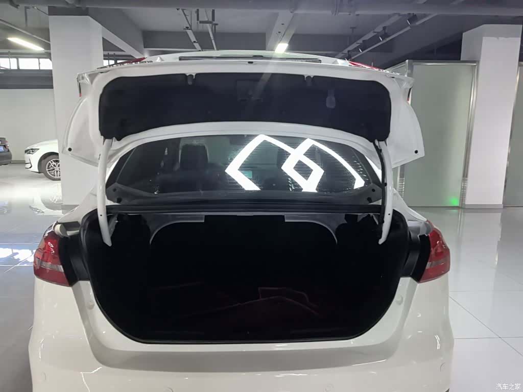 Ford Focus, 2017 19
