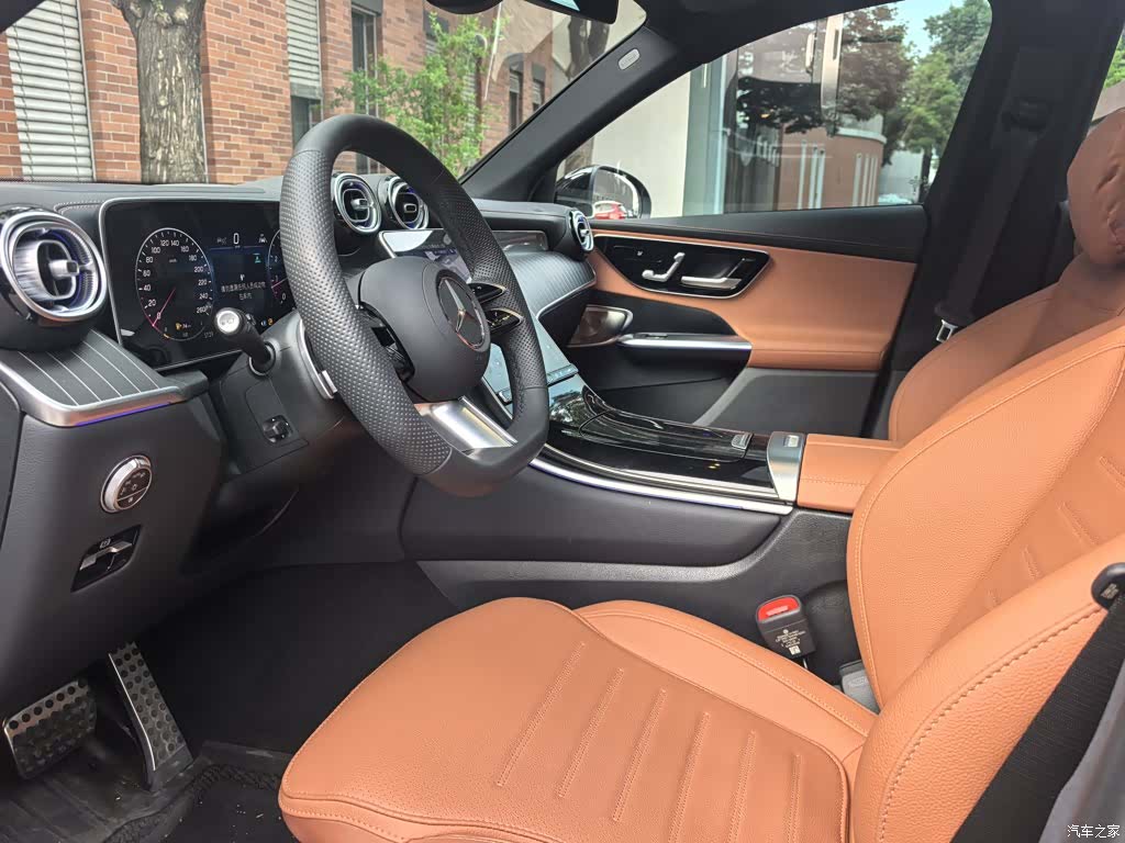 Mercedes-Benz GLC, 2025 13