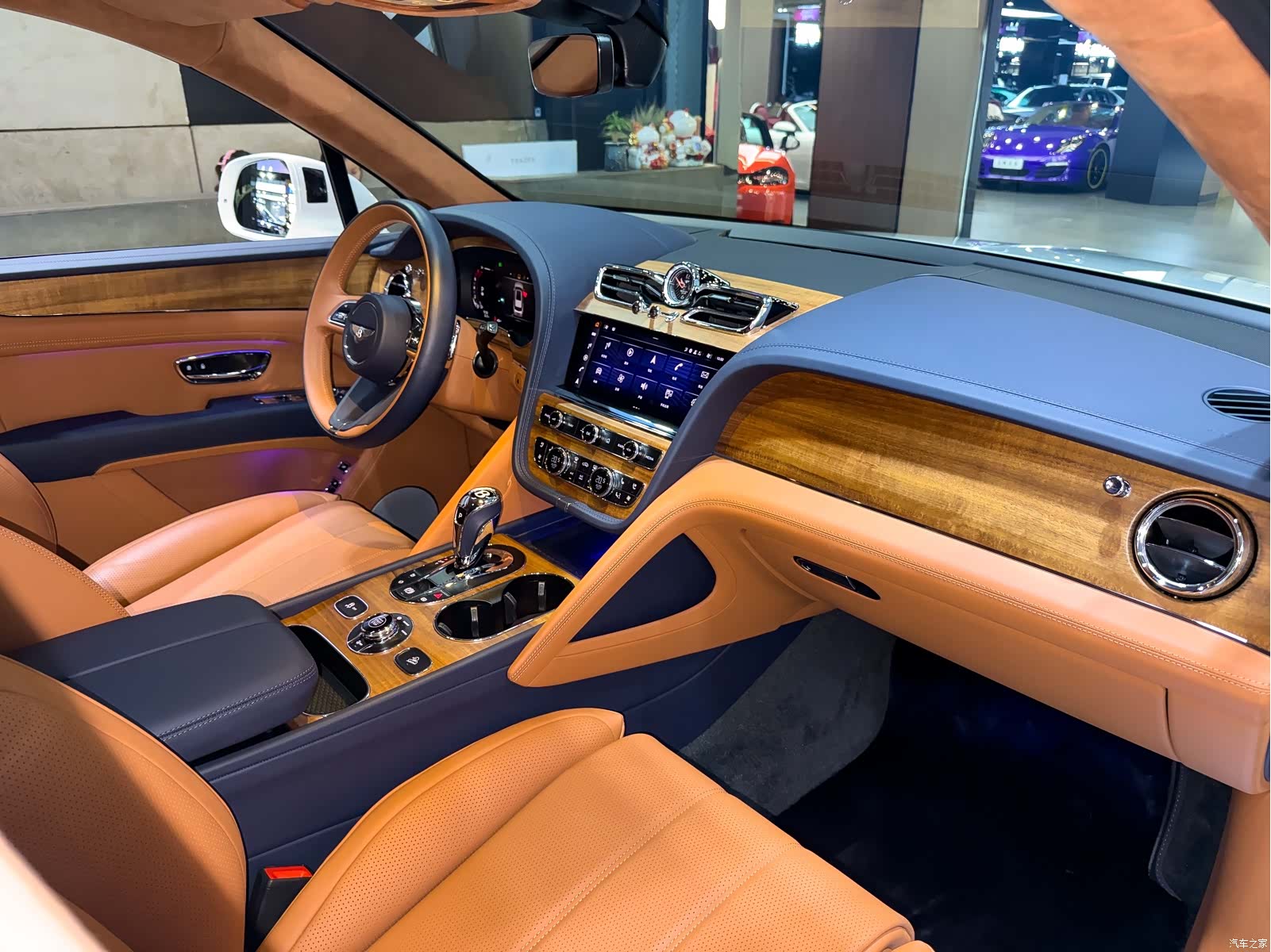 Bentley Bentayga, 2025 22