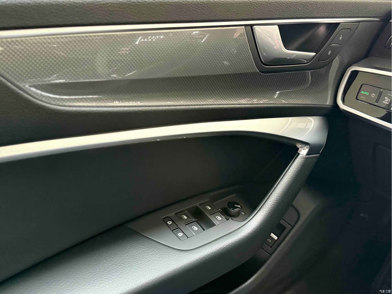 Audi A6L, 2022 11