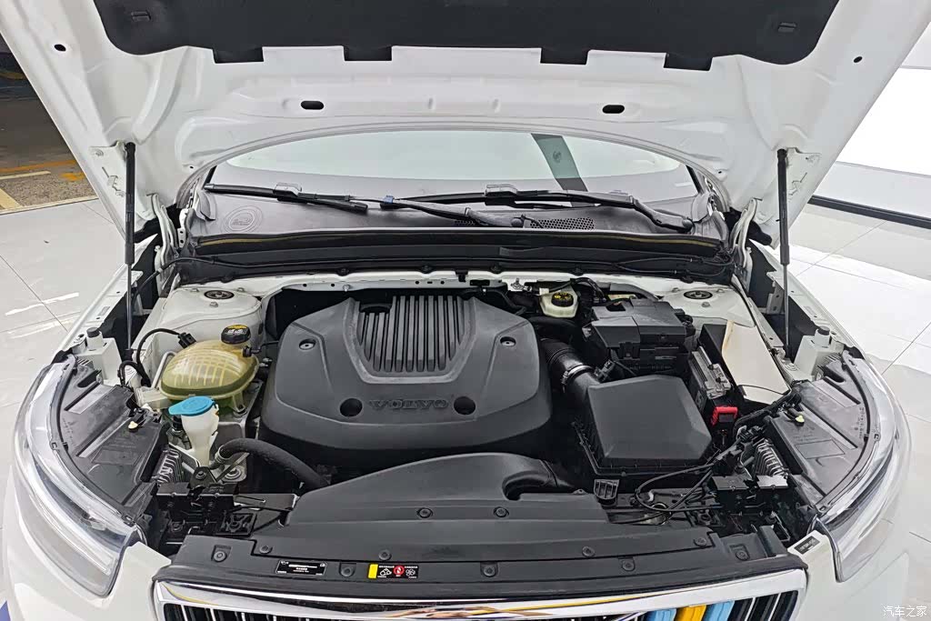 Volvo XC40, 2021 10